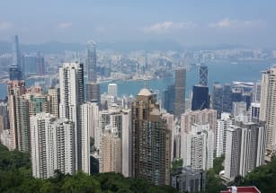Сделки класса люкс поднимают рынок недвижимости Гонконга