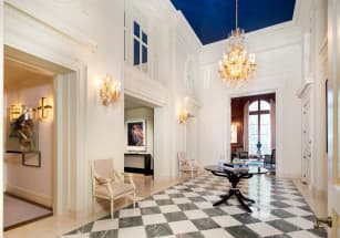 Основательница бренда Jimmy Choo продала пентхаус в Нью-Йорке