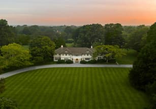 В Хэмптоне продается дом, где провела детство Жаклин Кеннеди