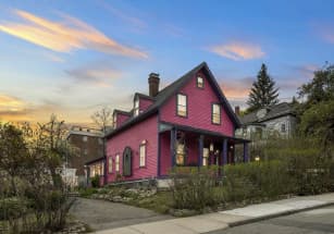 Розовый домик Барби в Бостоне нашел покупателя всего за неделю