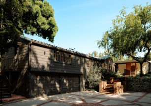 Черный дом Орландо Блума продается за 5 миллионов долларов