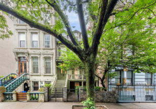 В Гарлеме продается самый старый деревянный дом в городе