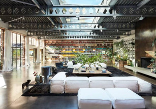 Студия Монти Пайтона в Лондоне ищет арендаторов