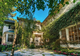 Дженнифер Лоуренс тайно продала дом в Беверли-Хиллз