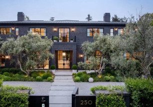 Наследница «Формулы-1» дает скидку на особняк в Лос-Анджелесе