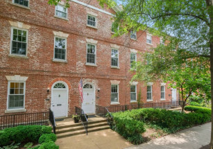 В Вашингтоне продается таунхаус – ровесник США