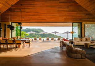 На тихоокеанском побережье Мексики можно купить виллу класса люкс