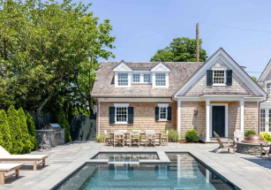 На Мартас-Винъярд продают историческую усадьбу с 10 спальнями