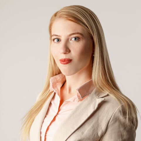 Фонова Анна
